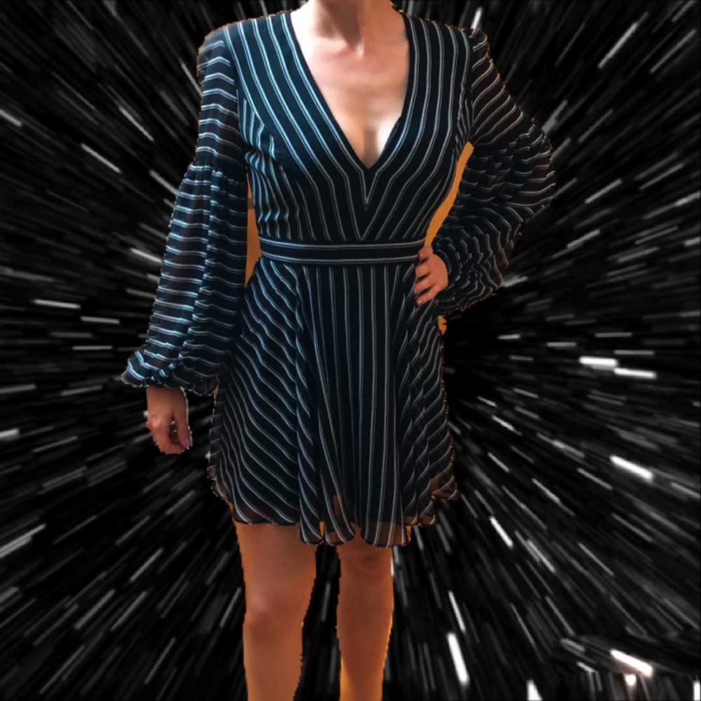 Bebe dress